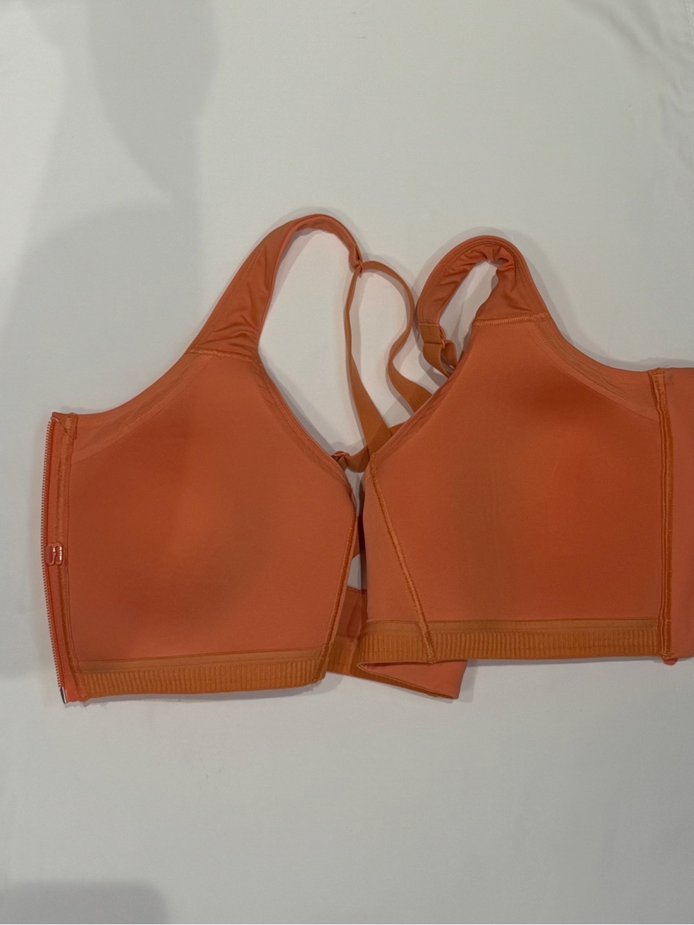 lululemon high energy Front-Zip Crisscross Sports Bra - Orange - Picture 3 of 3